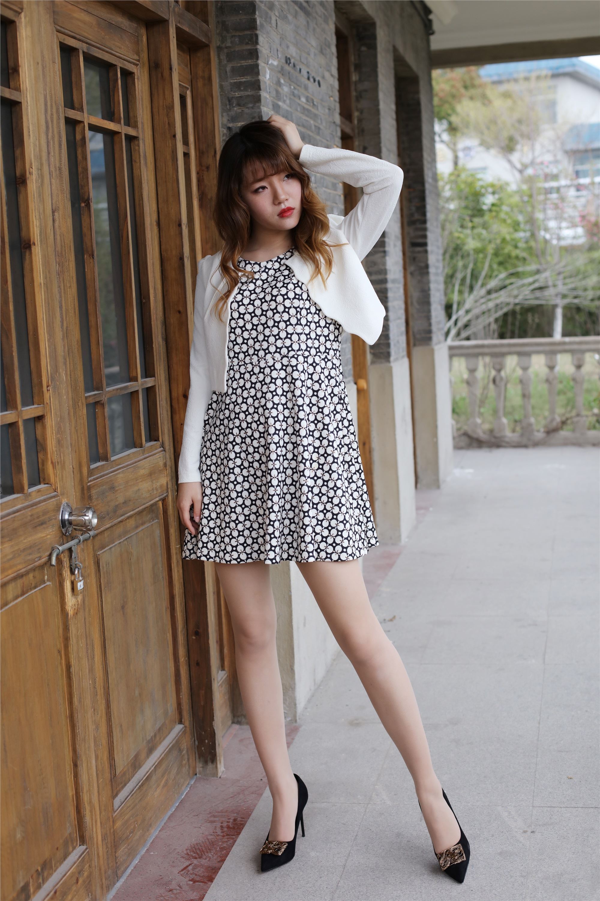 奈丝写真 NO.064 高高-把你捧在手上